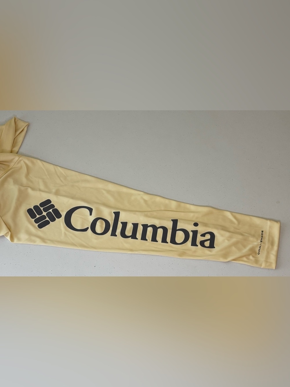 Columbia Long Sleeve Hooded Sun Shirt in Pale Yellow - Picture 5 of 7